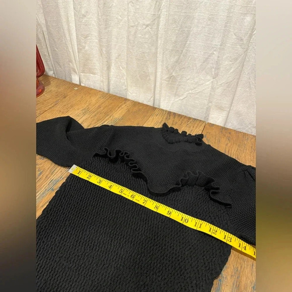 📍 RD STYLE black stretchy ruffled sweater size M⚠️ - Picture 5 of 8